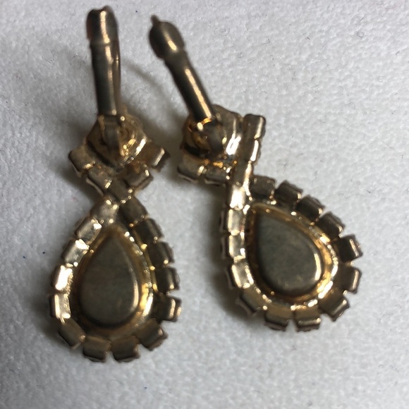 Earrings on oval style two areas and rhinestones - Picture 3 of 4